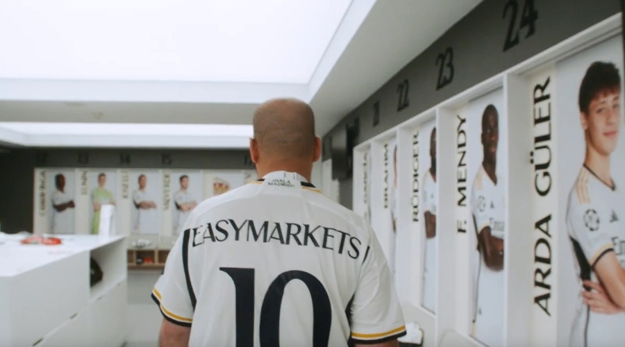 AI对就业市场的冲击：谷歌与微软的30%代码由AI生成，高盛警告6%-7%岗位可能永久消失